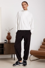Джемпер Plush White