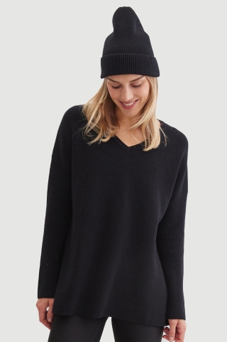 Свитер V-neck Linda Black Свитер V-neck Linda Black