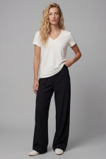 Футболка V - Neck Honey Milky