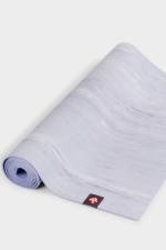 Коврик для йоги Manduka EKO SuperLite Travel Mat 1.5мм Limited Edition Сosmic Sky Marbled