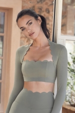 Лонгслив Scallop Cropped Classic Sage Лонгслив Scallop Cropped Classic Sage