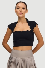Топ Rise Above Scallop Black Топ Rise Above Scallop Black